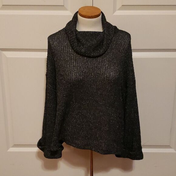 Gibsonlook Womens Flare‎ Sleeve Cowl Neck Charcoal Grey Sweater Size Small NWT - Picture 1 of 4